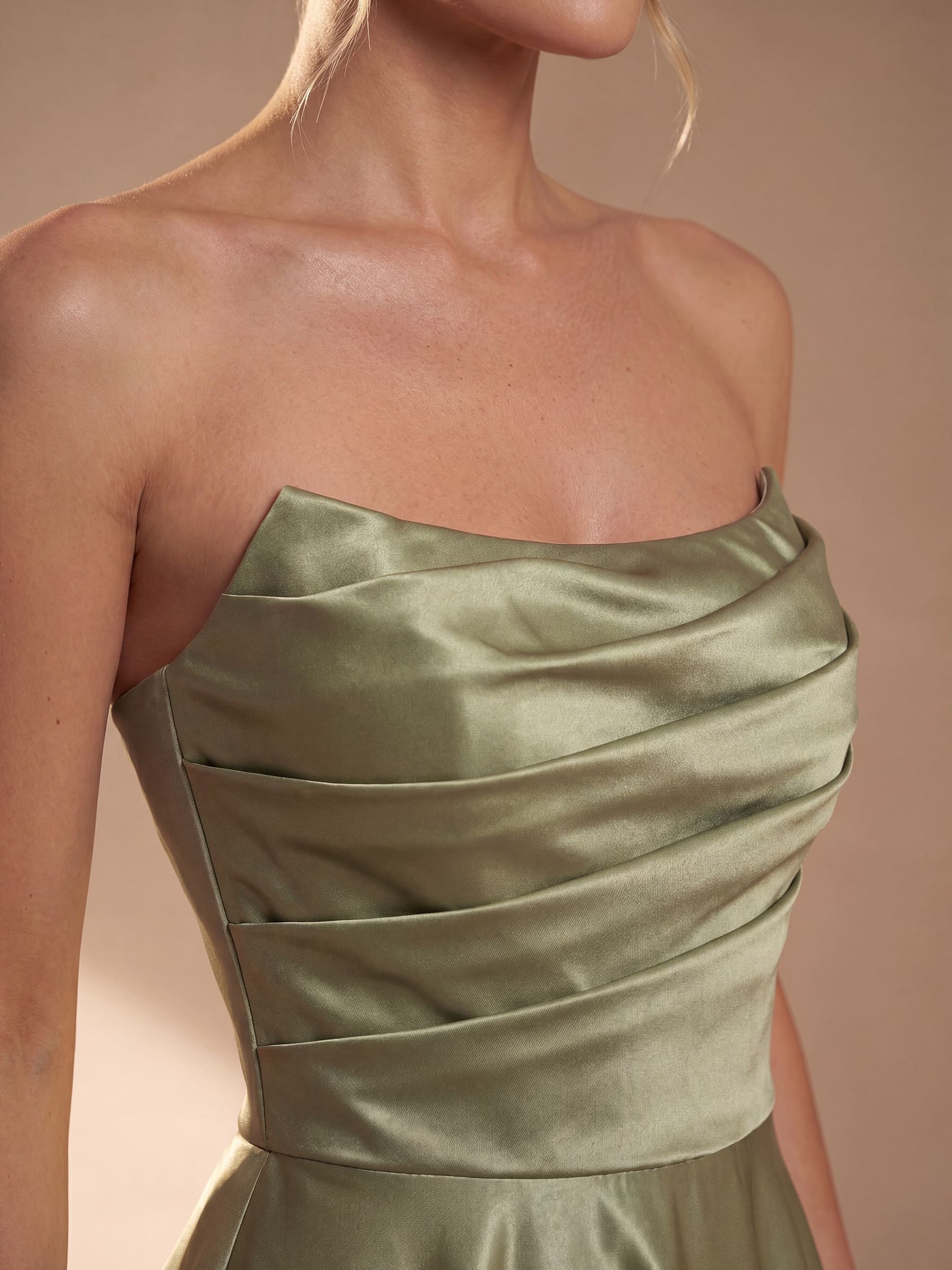 Mezzaluna – Abito Lungo Ball Gown in Raso Satinato – Spazio Moda – vista 3